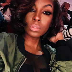 Meet your Posher, Yolanda